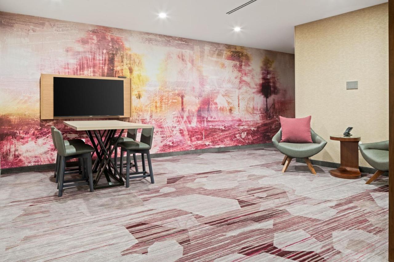Courtyard By Marriott Houston Northeast Otel Dış mekan fotoğraf